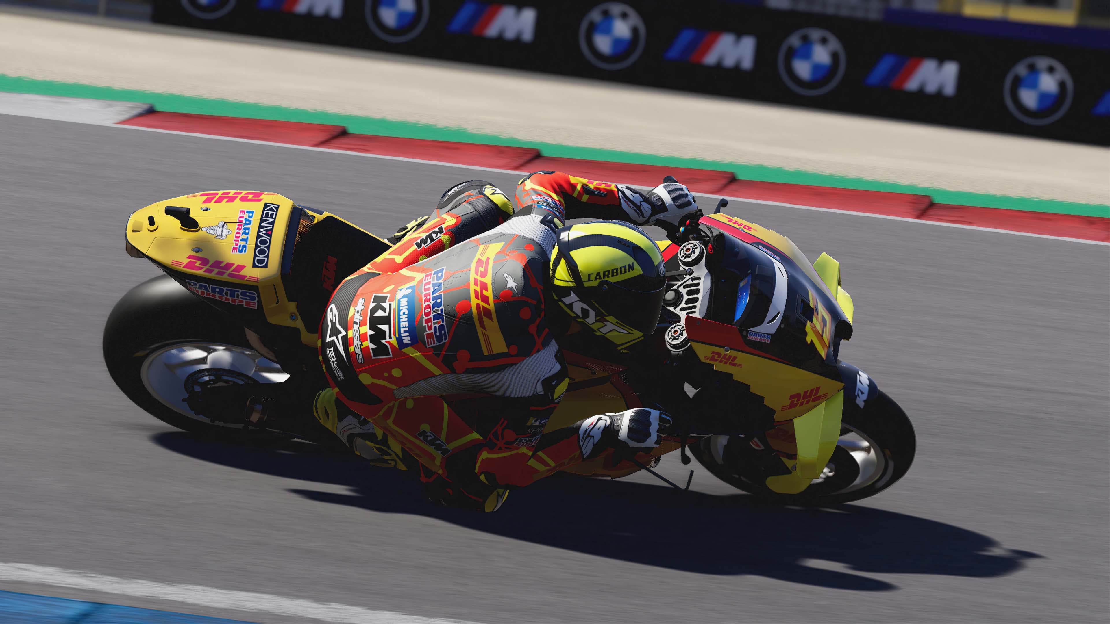 MotoGP 22 - Special Suits: скриншот 4