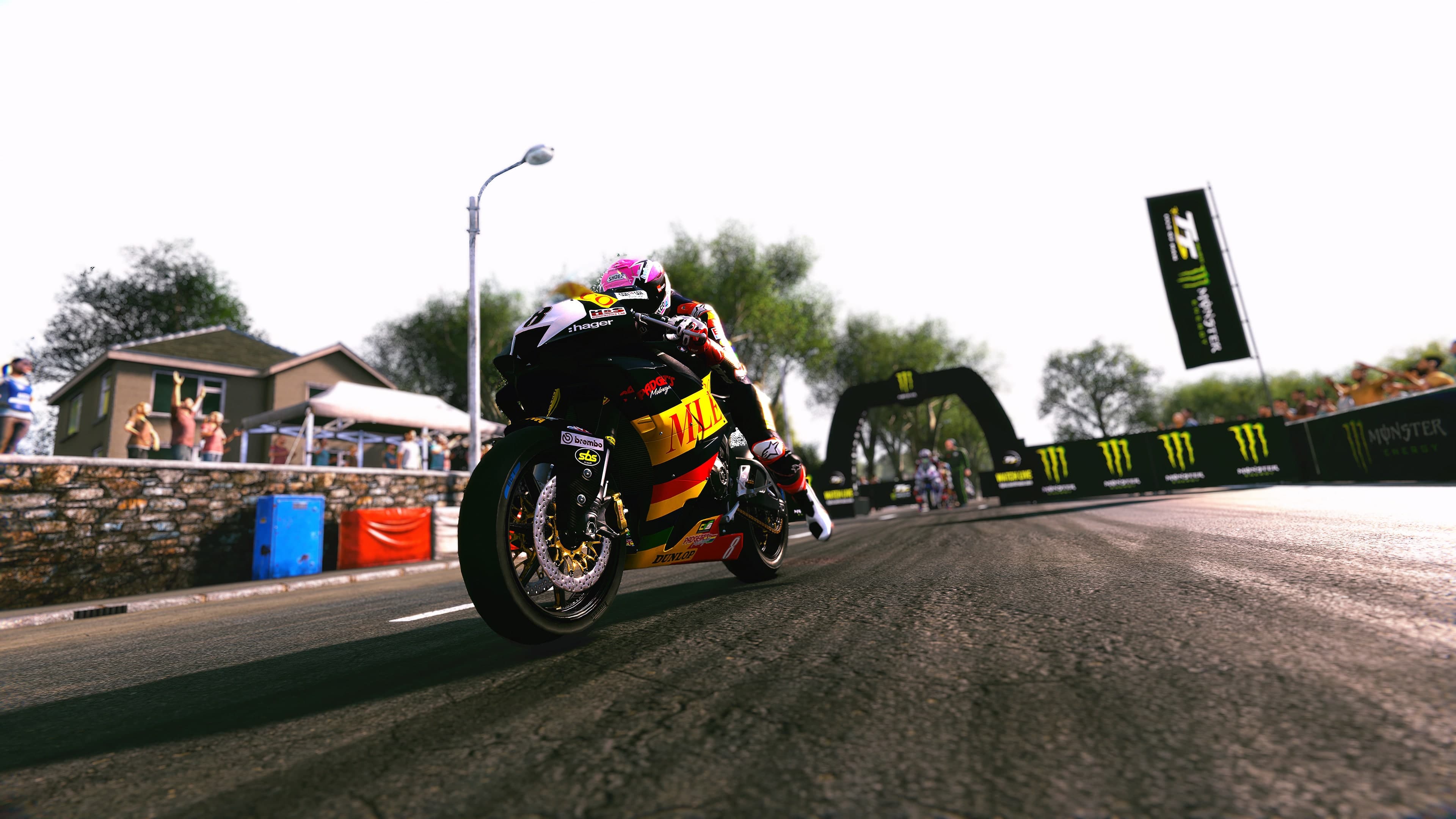 TT Isle Of Man: Ride on the Edge 3: скриншот 2